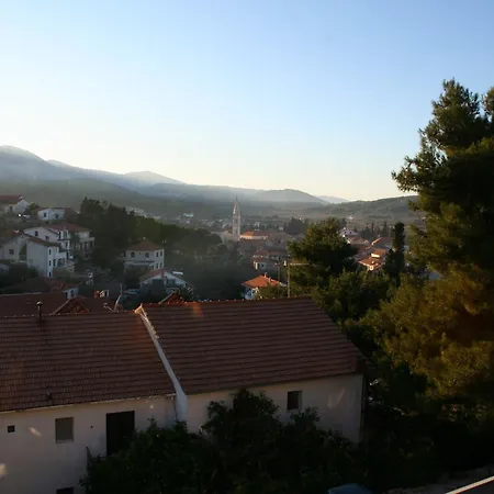 Jelsa 4019a Apartmán Jelsa (Hvar)