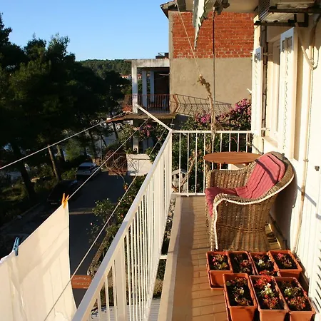 Jelsa 4019a * Jelsa (Hvar)