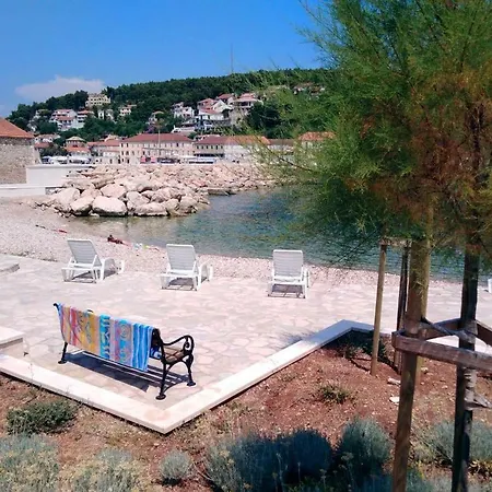 Jelsa 4019a Jelsa (Hvar)